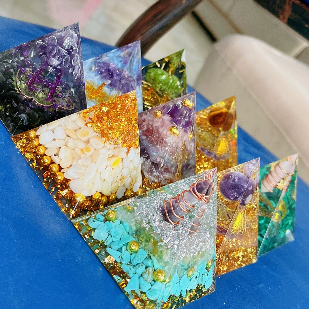 Natural Crystal, Relaxation, Office Desk Surface Panel Pyramid